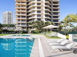 Paradise Centre Apartments