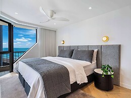 Paradise Centre Apartments