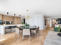 Paradise Centre Apartments