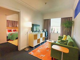 Macau Hotel S