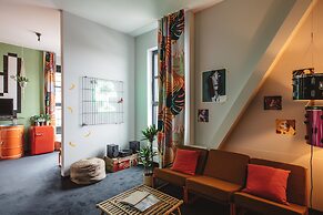 Superbude Altona Paradise