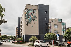 Superbude Altona Paradise