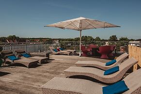 Superbude Altona Paradise