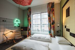 Superbude Altona Paradise