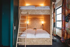 Superbude Altona Paradise