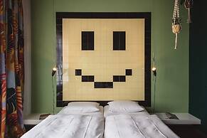 Superbude Altona Paradise