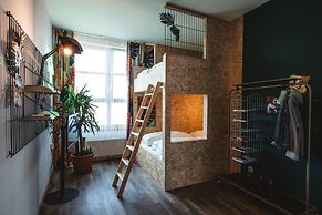 Superbude Altona Paradise