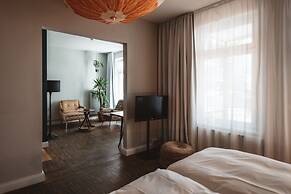 Superbude Altona Paradise