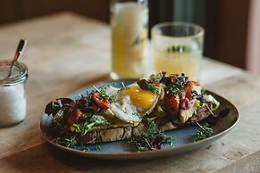 Superbude Altona Paradise