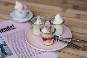 Superbude Altona Paradise