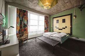 Superbude Altona Paradise