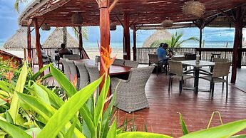 Mata Rocks Resort