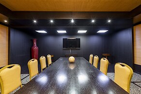 River Château Hotel