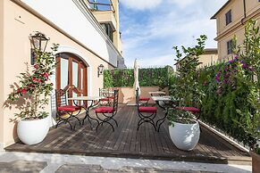 River Château Hotel