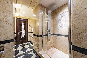 River Château Hotel