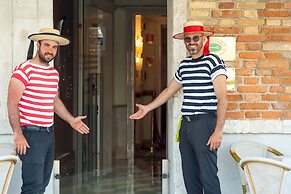 Hotel Antiche Figure