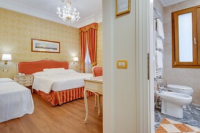 Hotel Antiche Figure