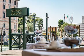 Hotel Antiche Figure