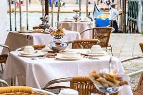 Hotel Antiche Figure