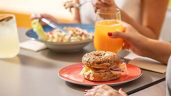Holiday Inn Algarve Albufeira by IHG