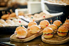 NH Marina Portimao Resort