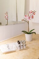 The Navigator - Olympus