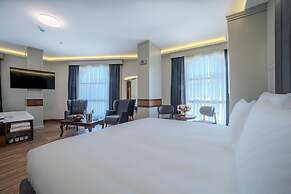 Seven Hills Boutique Hotel