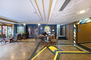 Seven Hills Boutique Hotel