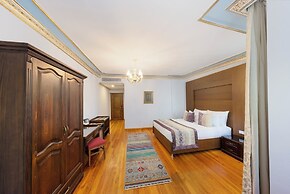 Seven Hills Boutique Hotel