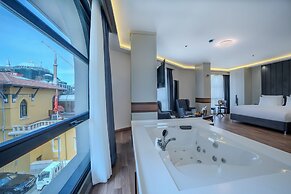 Seven Hills Boutique Hotel