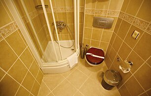 Hotel Uyan - Special Class