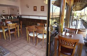 Hotel Uyan - Special Class