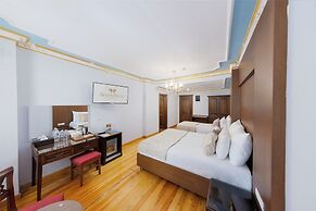 Seven Hills Boutique Hotel