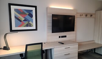 Holiday Inn Express Newton Falls by IHG