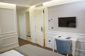 Hotel Mina – Special Class