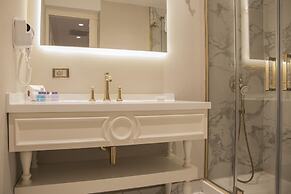 Hotel Mina – Special Class