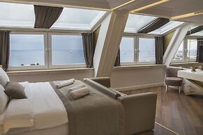 Hotel Mina – Special Class