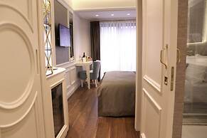 Hotel Mina – Special Class