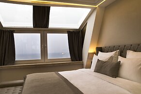 Hotel Mina – Special Class