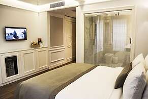 Hotel Mina – Special Class