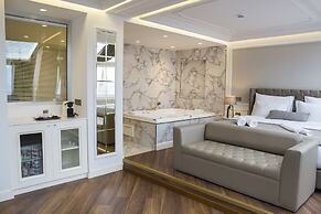 Hotel Mina – Special Class