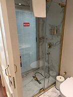 Hotel Mina – Special Class