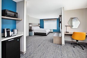 Holiday Inn Express & Suites W. Monroe by IHG