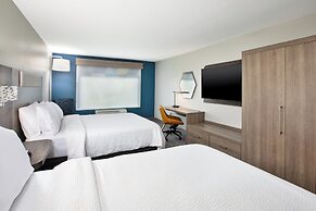 Holiday Inn Express & Suites W. Monroe by IHG