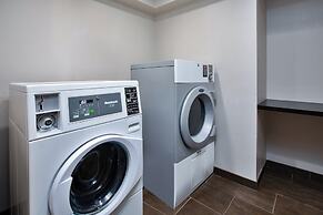 Holiday Inn Express & Suites W. Monroe by IHG
