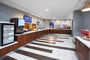 Holiday Inn Express & Suites W. Monroe by IHG