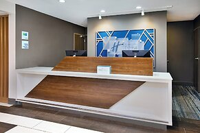 Holiday Inn Express & Suites W. Monroe by IHG