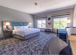 Hampton Inn & Suites Denton