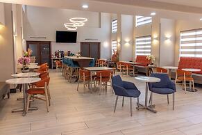 Hampton Inn & Suites Denton
