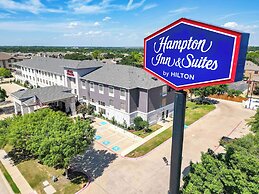 Hampton Inn & Suites Denton